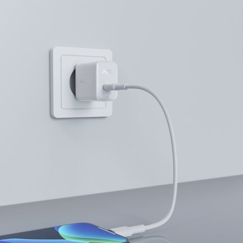 Szybka ładowarka sieciowa USB-C 20W Power Delivery biały