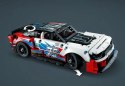 42153 - LEGO Technic - Nowy Chevrolet Camaro ZL1 z serii NASCAR®