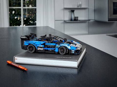 42123 - LEGO Technic - McLaren Senna GTR