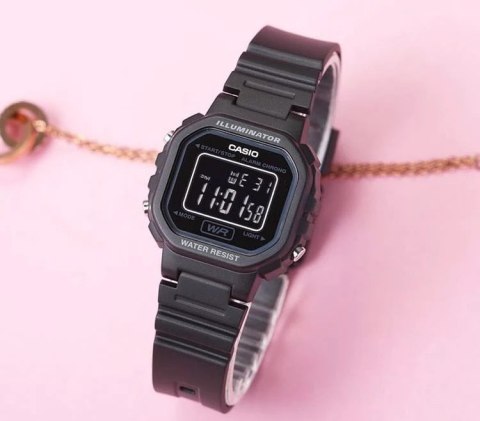 ZEGAREK DZIECIĘCY CASIO LA-20WH-1BDF + BOX