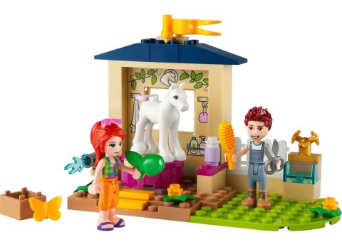 41696 - LEGO Friends - Kąpiel dla kucyków w stajni