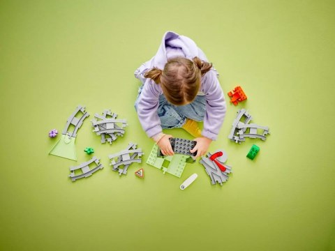 10425 - LEGO DUPLO - Tunel i tory kolejowe — zestaw rozszerzający