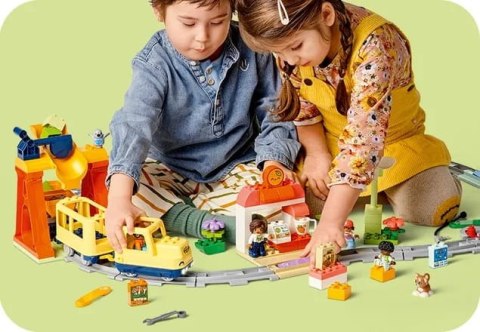 10428 - LEGO DUPLO - Duży interaktywny pociąg miejski