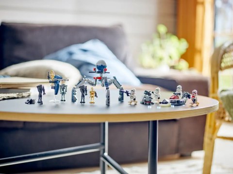 75372 - LEGO Star Wars - Zestaw bitewny z żołnierzem armii klonów™ i droidem bojowym™