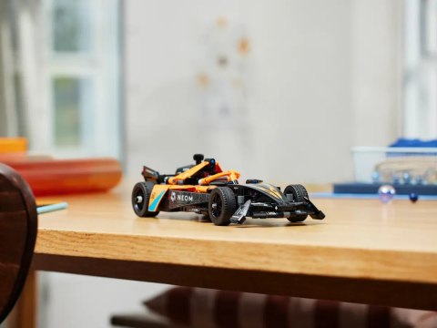 42169 - LEGO Technic - NEOM McLaren Formula E Race Car