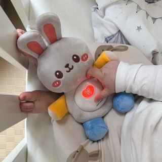 WOOPIE BABY Interaktywny Pluszak Przytulanka dla Niemowląt Światło Dźwięk Króliczek Usypiacz Różowy